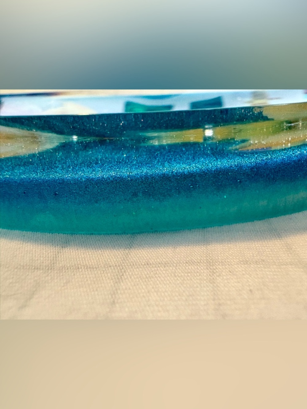 Handmade Resin Glitter Fish Soapdish Soap Holder Dish - Picture 6 of 6